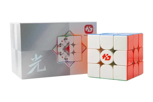 3x3 HuDong Light Flagship UV Coated: Cubo de Rubik profesional con diseño ligero y acabado UV resistente