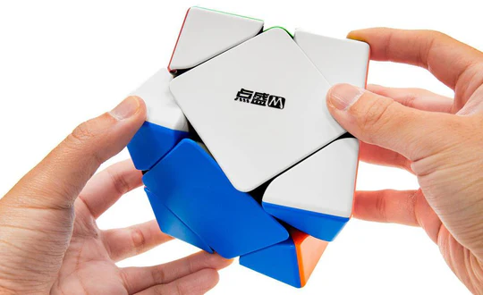 Skewb Diansheng 9 cm Magnetico