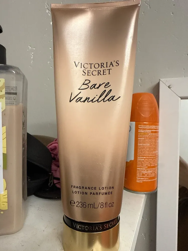 Loción Corporal Bare Vanilla VS Original - Imagen 2