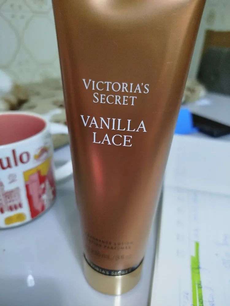 Loción Corporal Vanilla Lace VS Original - Imagen 2