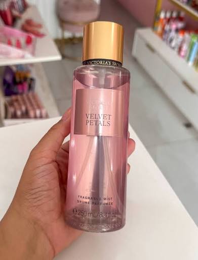 Mist Corporal Velvet Petals VS Original - Imagen 3